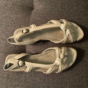 Baretraps Chelby Sandals